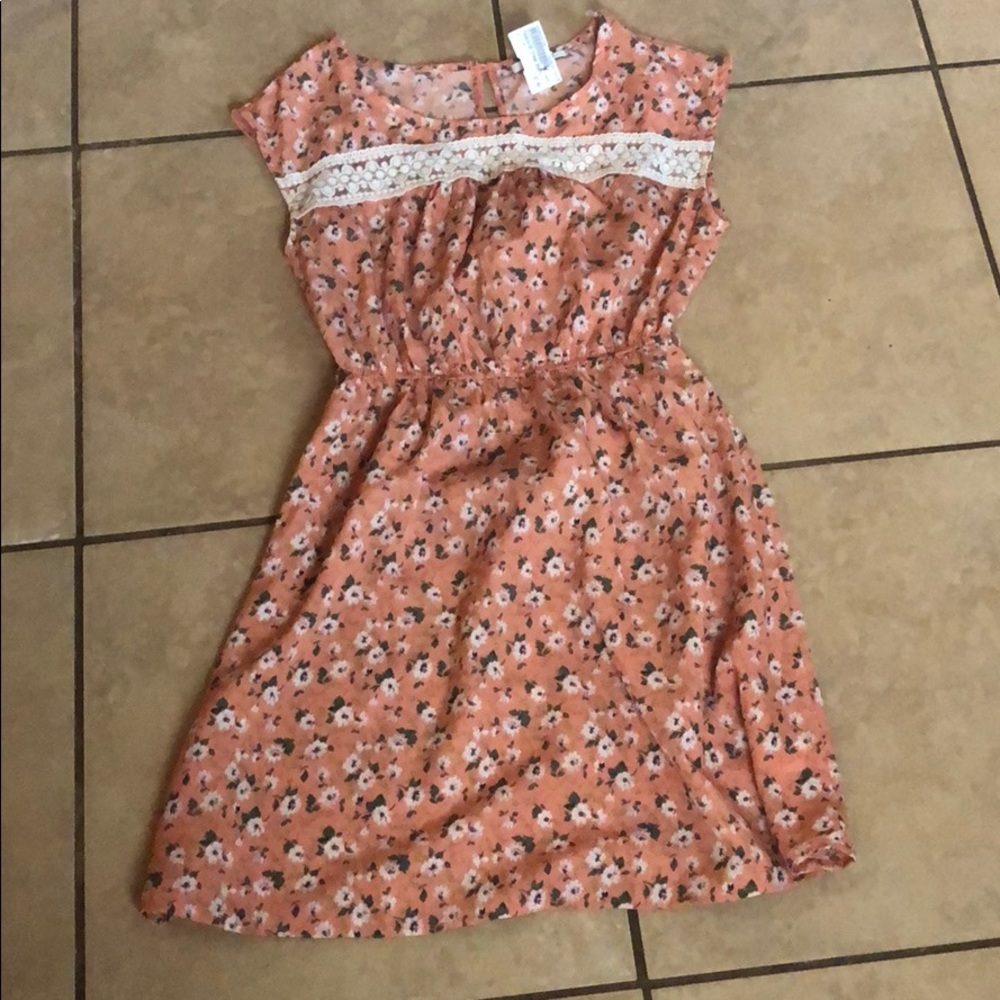 Ladies dress